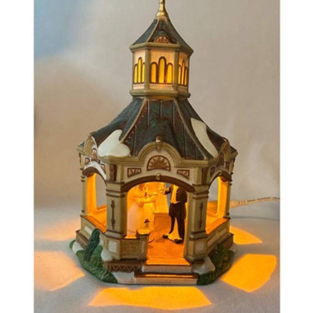 Department 56 Anniversary Gazebo Dickens Village Cheers To 40 Years 2016 - Picture 9 of 16